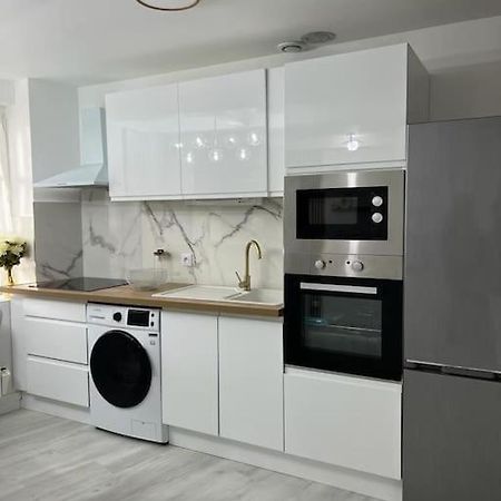 Beau Duplex Au Centre Ville. Mantes-la-Jolie Exteriér fotografie