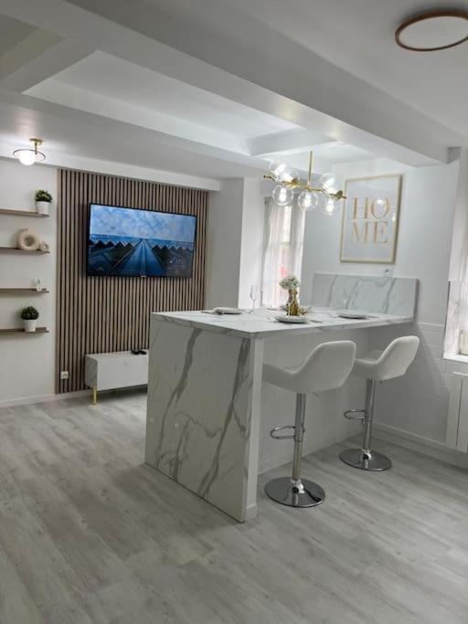 Beau Duplex Au Centre Ville. Mantes-la-Jolie Exteriér fotografie